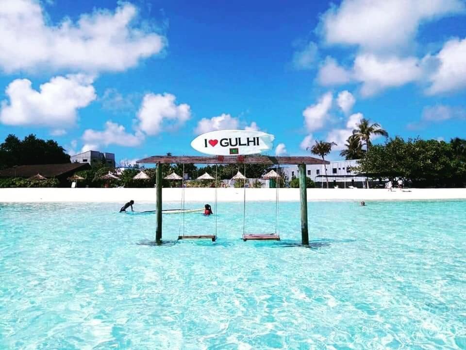 String Wave Maldives Hotel Gulhi Buitenkant foto